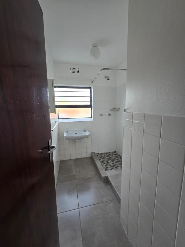 To Let 2 Bedroom Property for Rent in Thornton Western Cape